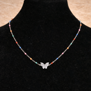 Collier papillon